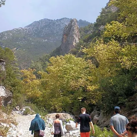 Zeytinada Ve Goezleme Vandrerhjem